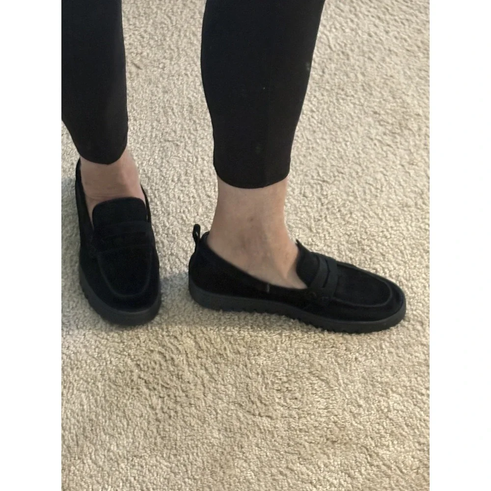Vionic Women's Uptown Loafer Size 8 Black Suede Casual Orthotic Flats